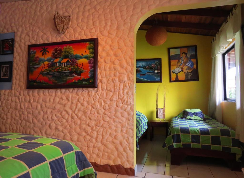 Hotel Vagabondo La Fortuna Ruang foto